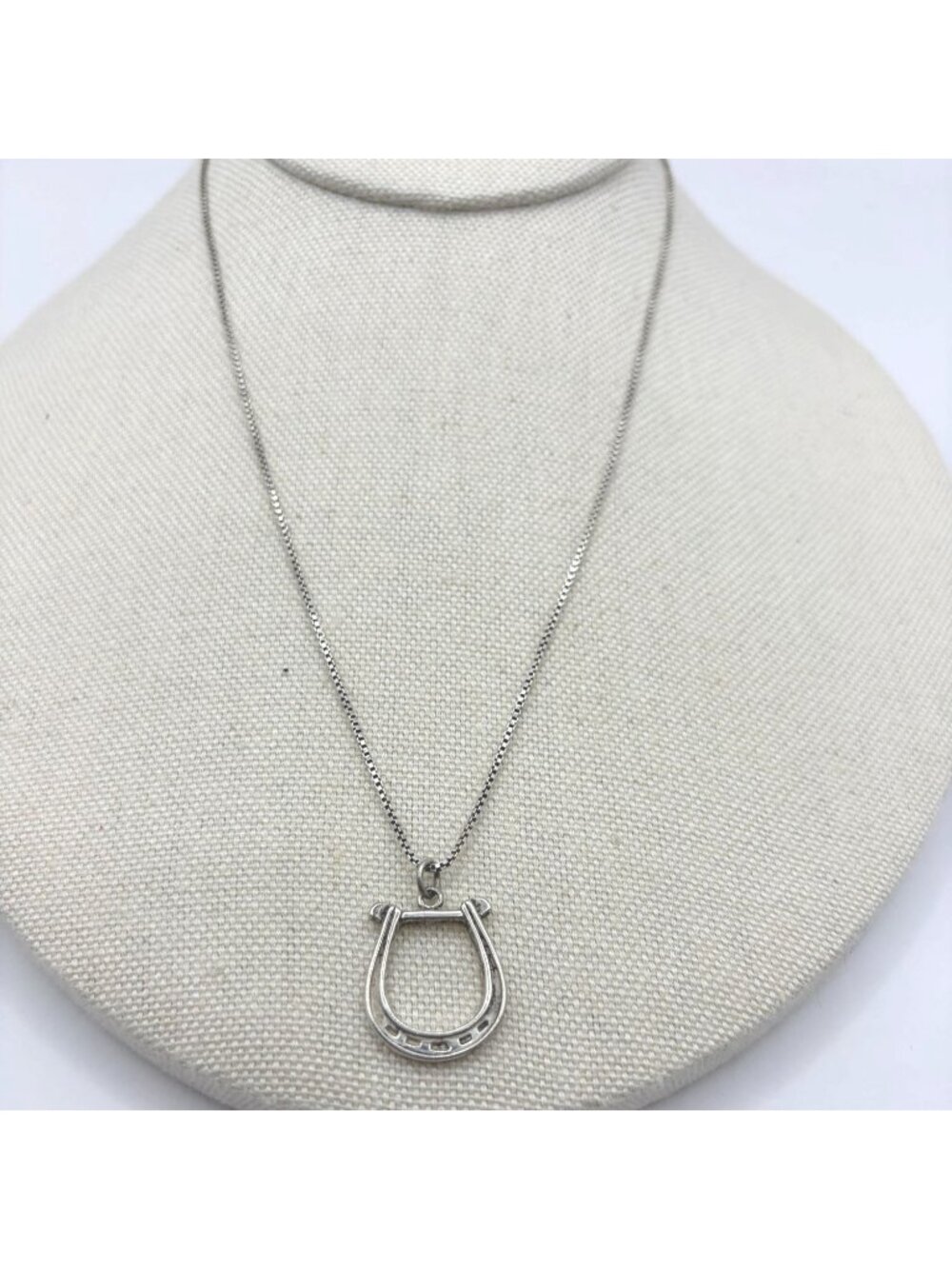 Sterling Silver Horseshoe Pendant Necklace 16"